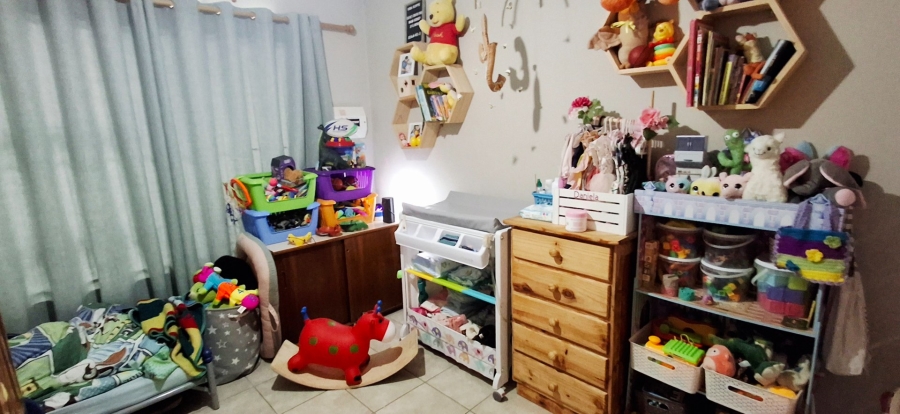 2 Bedroom Property for Sale in Langenhovenpark Free State